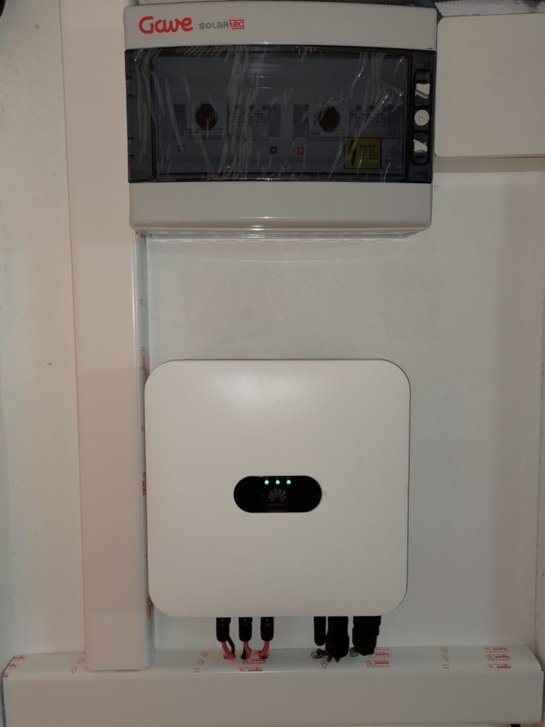 Inversor y batería solar Huawei